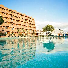 Vila Galé Atlântico — Outdoor pool