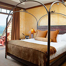 Big Cedar Wilderness Club &mdash; Sample bedroom