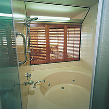 Tiki Village International &mdash; - unit interior