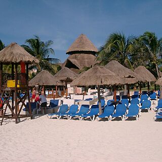 Sandos Playacar Beach Resort &mdash; Beach
