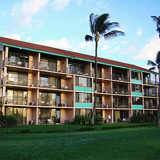 Maui Schooner &mdash; Exterior