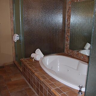 Hyatt Wild Oak Ranch — Sample unit bathroom