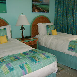 Royal Palm Club at the RIU Palace Aruba — Sample unit bedroom with two twin beds