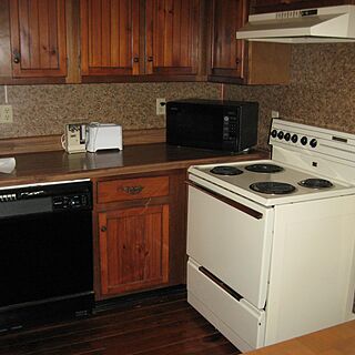 The Courtyards — Unit kitchen