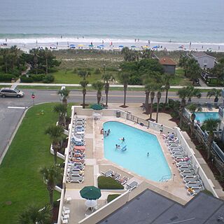 Ocean Forest Plaza — Outdoor pool