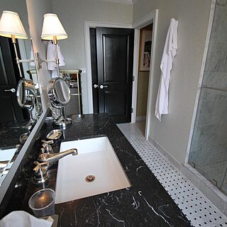 The Manhattan Club — Sample Bathroom