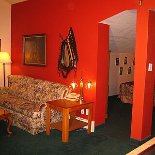 Heffley Boutique Inn — Unit Living Area