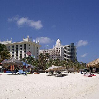 Royal Palm Club at the RIU Palace Aruba