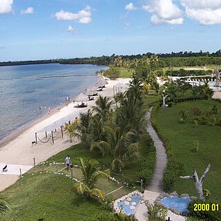 Amatique Bay Resort & Marina — Lake at the