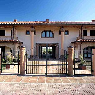Borgo Degli Olivi la Villa