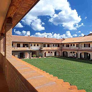 Borgo Degli Olivi la Villa
