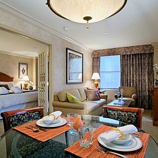 The Manhattan Club — Sample Dining Area