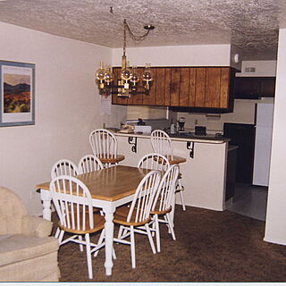 Innsbrook Village — - Dining Area