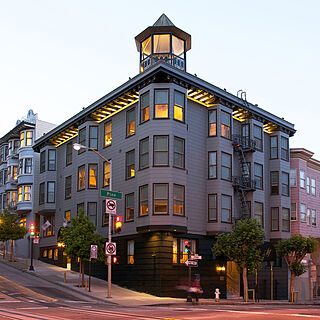 San Francisco Suites — Exterior