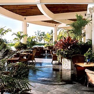 Mayan Palace at Vidanta Nuevo Vallarta — Patio