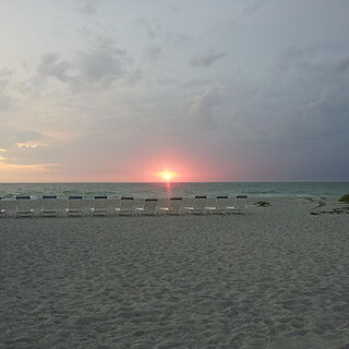 Gulf Tides of Longboat Key — Beach views