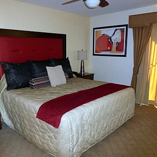 Scottsdale Camelback Resort — Sample unit master bedroom