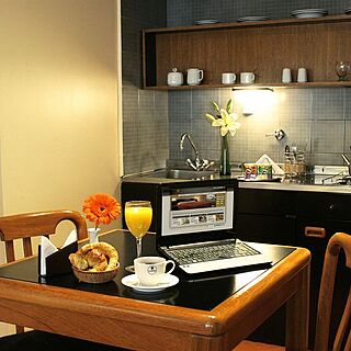 Park Royal Buenos Aires — Kitchen and Dining Area