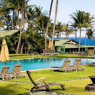 Travaasa Hana — Pool and Firepit