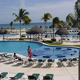 Mayan Palace at Vidanta Riviera Maya — - outdoor pool