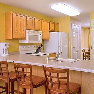 Mirror Lake & Tamarack &mdash; Kitchen