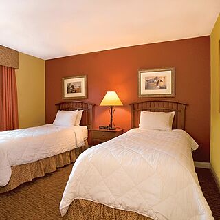Mirror Lake & Tamarack &mdash; Bedroom