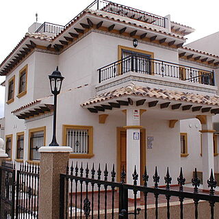 Aldea del Puerto Romano — - Unit Closeup