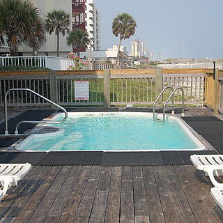 Southern Shores Beach Resort — Pool