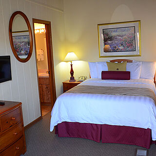 Petit Crest Villas at Big Canoe — Bedroom