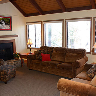Petit Crest Villas at Big Canoe — Living Area
