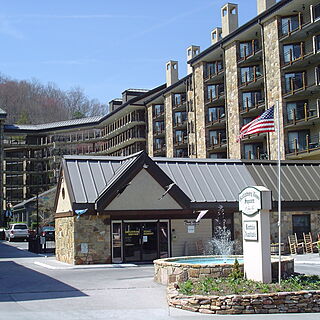 Gatlinburg Town Square