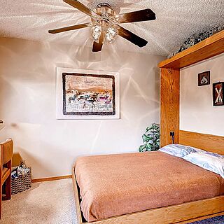 Woods Manor Condominiums — Bedroom