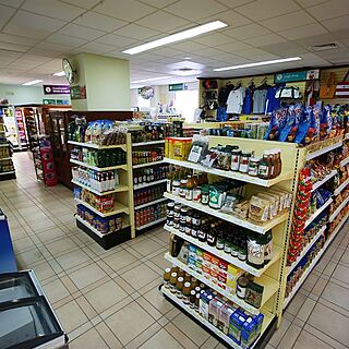 The Royal Islander — Market on premise