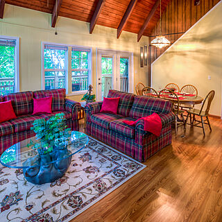 Club Chalet of Gatlinburg — - 1A Living Area