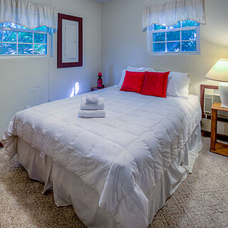 Club Chalet of Gatlinburg — - 8B Bedroom