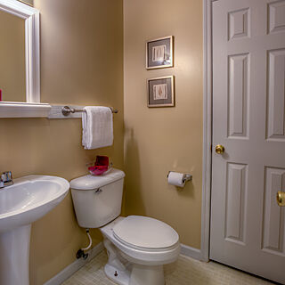 Club Chalet of Gatlinburg — - 16A Bathroom