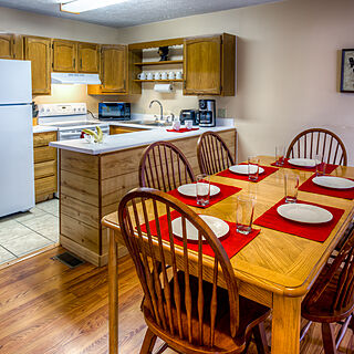 Club Chalet of Gatlinburg — - 19D Dining Area