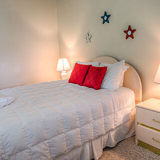 Club Chalet of Gatlinburg — - 19F Bedroom