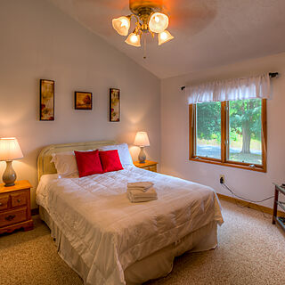 Club Chalet of Gatlinburg — - 19F Bedroom