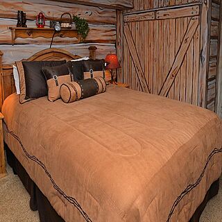 Vantage Point — Bedroom