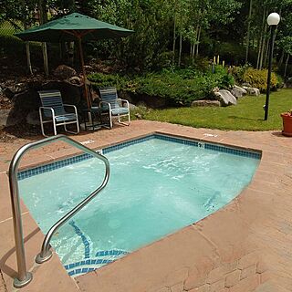 Vantage Point — Pool