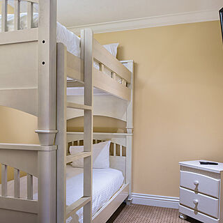 Emerald Grande at HarborWalk Village — Sample unit bedroom
