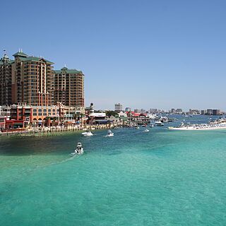 Emerald Grande at HarborWalk Village
