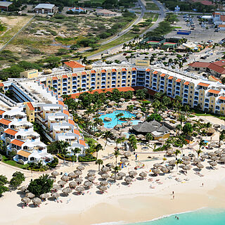 Costa Linda Beach Resort — Exterior