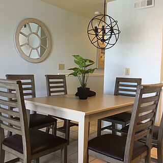 Peppertree Sea Mystique — Sample unit dining area