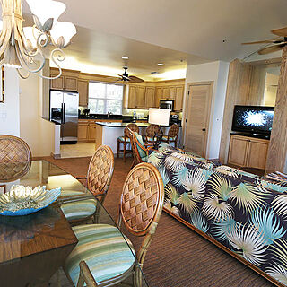 Plantation Bay Villas at South Seas Island Resort — Dining Area
