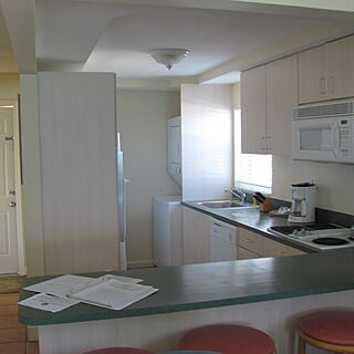 Enchanted Isle Resort — Kitchen