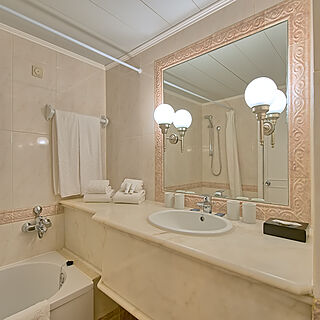 Royal Dom Pedro Vilamoura Resort — Bathroom