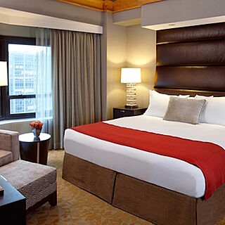 The Hilton Club New York &mdash; King bedroom