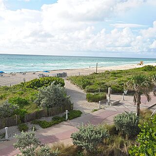 Crystal Beach Suites Hotel &mdash; Boardwalk